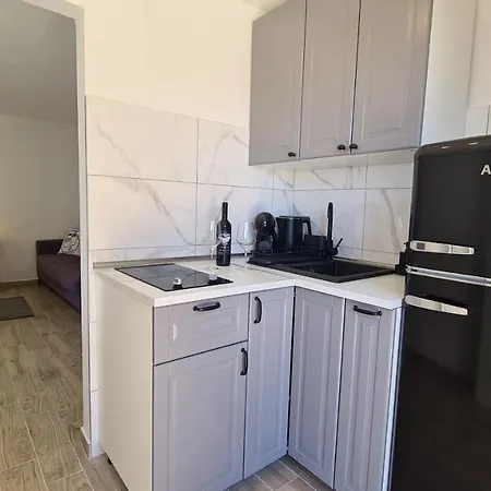 Tolj Apartmán *