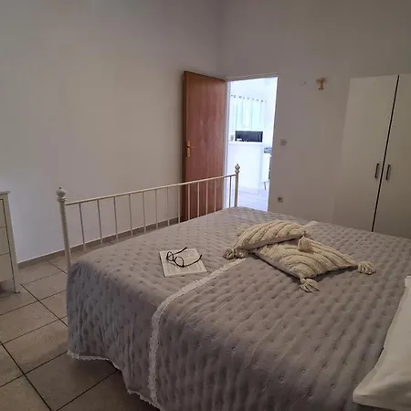 Apartment Tolj Orebic