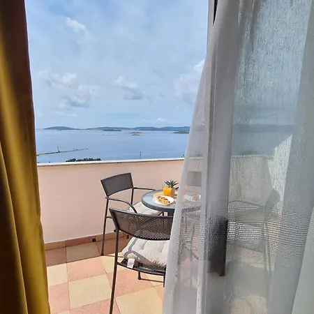Tolj Apartmán